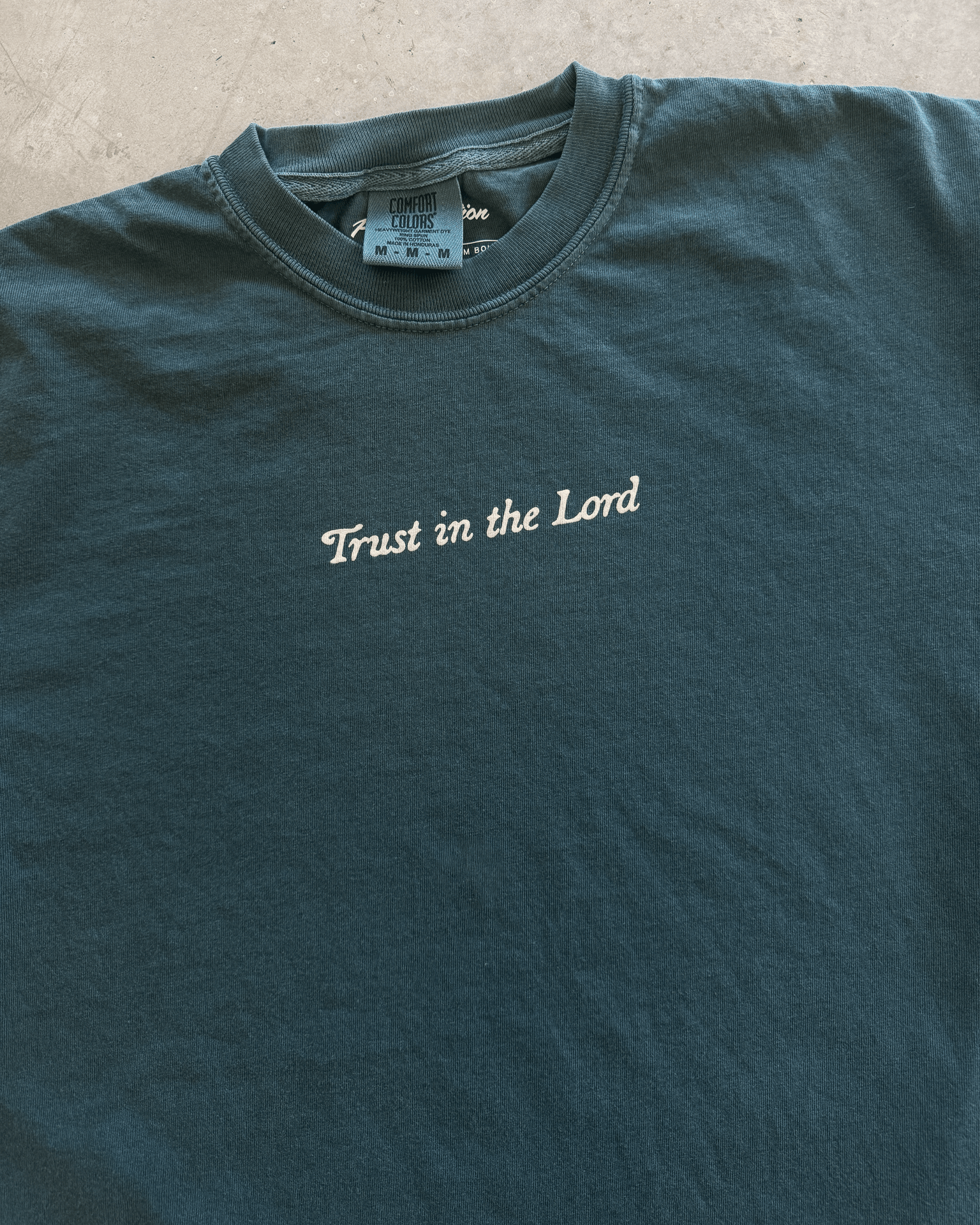 "Trust In The Lord" Forrest Green COMFORT COLORS Tee - Proclamation Coalition